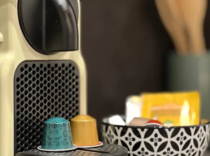 Le Botanique * Hypercentre * Netflix